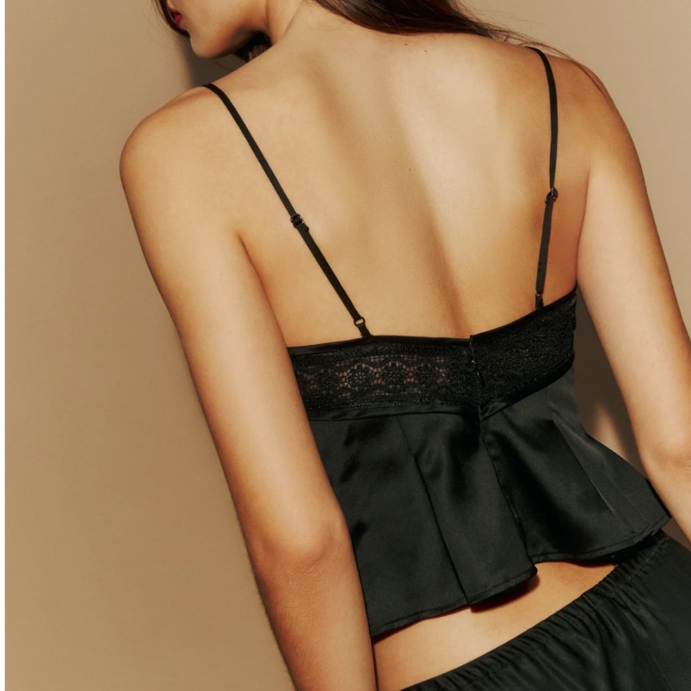 BEST Reformation Meryl Satin Top Cami - Black Satin Lace Detail Sleeveless - Picture 2 of 6